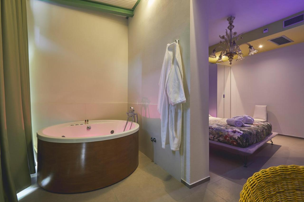 Le Stagioni Luxury Suite フォルリ エクステリア 写真